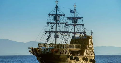 Tour in barca di mezza giornata da Kos all'isola di Pserimos con pranzo con Sail Away Kos Tour in barca di mezza giornata da Kos all'isola di Pserimos con pranzo con Sail Away Kos.